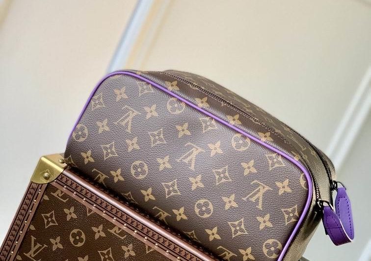 LV Replica Bags Dopp Kit M46253老花 绿紫 28x15x16.5cm gf