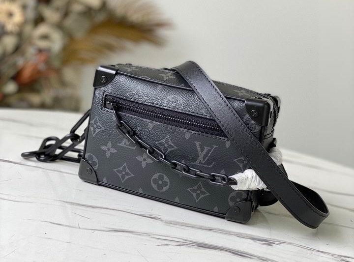 LV Replica Bags M44735黑花 18x12x7cm