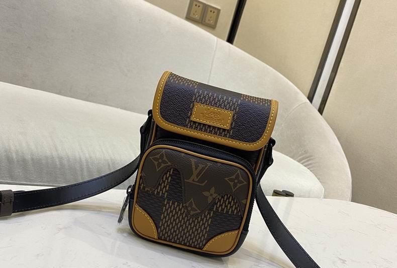 LV Replica Bags Amazone N40379 17x21x6 cm