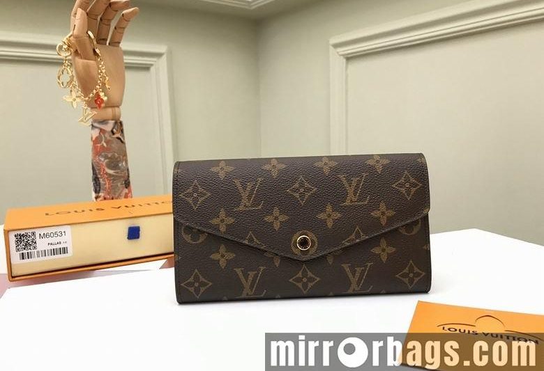 LV Replica Bags M62236 19X10cm