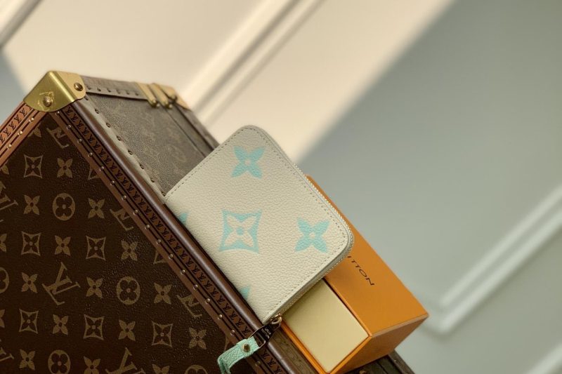 LV Replica Bags M60574 11x8x1cm