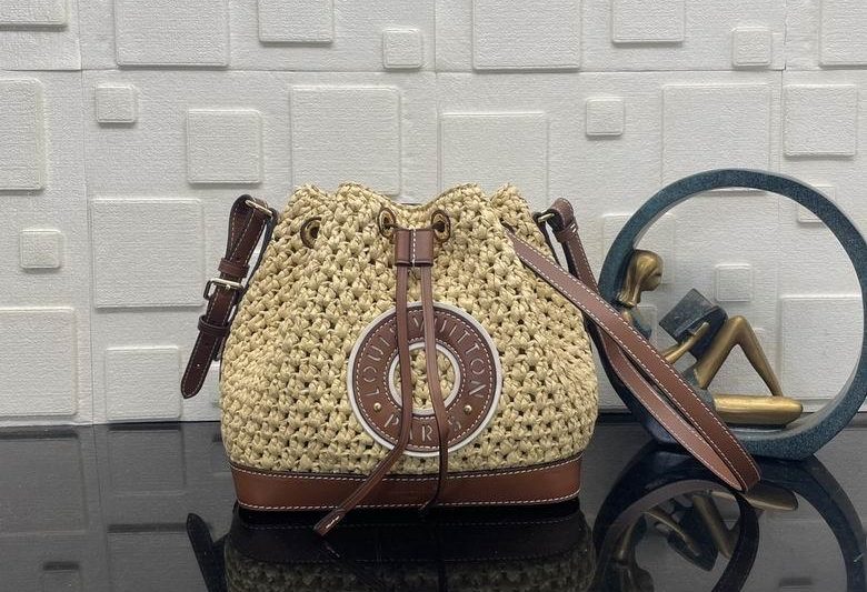 LV Replica Bags M24722 22X24X15cm