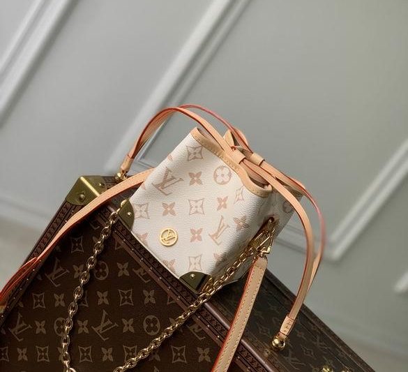 LV Replica Bags Noe purse M83227 11.5×11.5×11.5cm gf