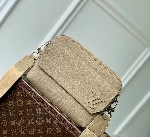 LV Replica Bags Fastline M23710 23.5x18x7cm