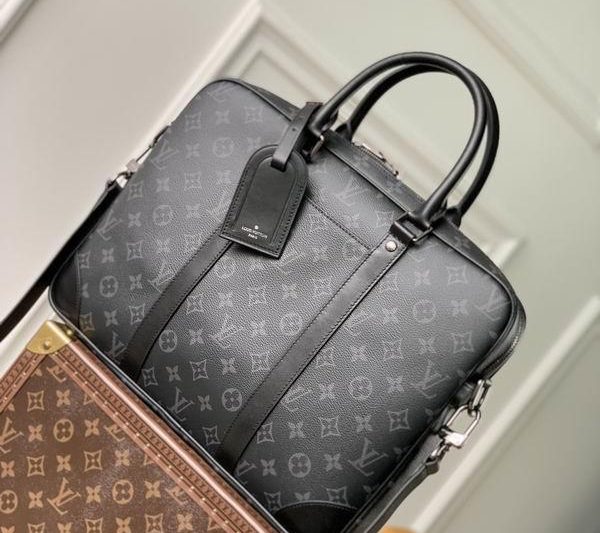 LV Replica Bags Voyage M46457黑花36.5×27.5x6cm