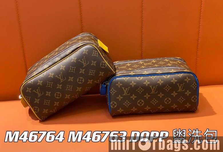 LV Replica Bags Dopp M46763 M46764 28x15x16.5cm gf