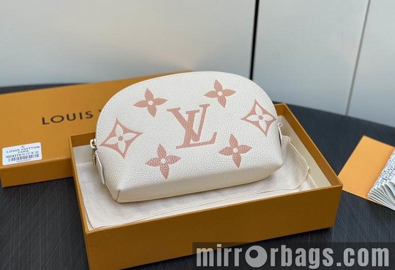 LV Replica Bags By The Pool M24378 17x12x6cm3