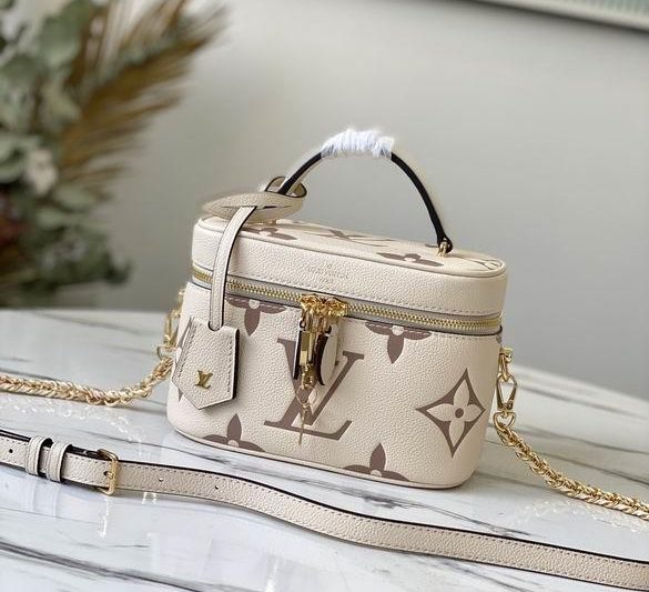 LV Replica Bags Vanity M45599 19x13x11 AF