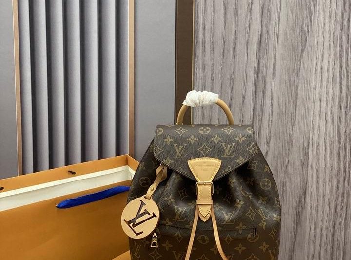 LV Replica Bags Montsouris M45501 S27.5x33x14cm