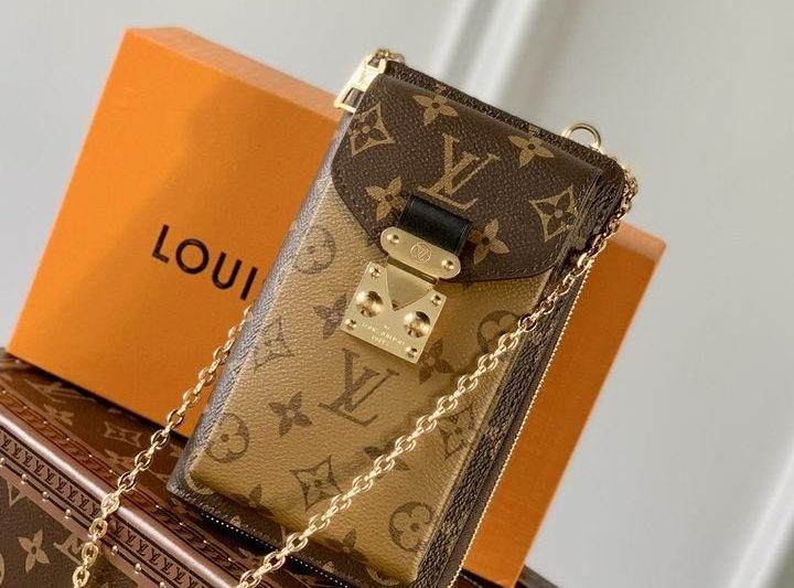 LV Replica Bags Trunk Vertical M63913 11x19x3.5cm