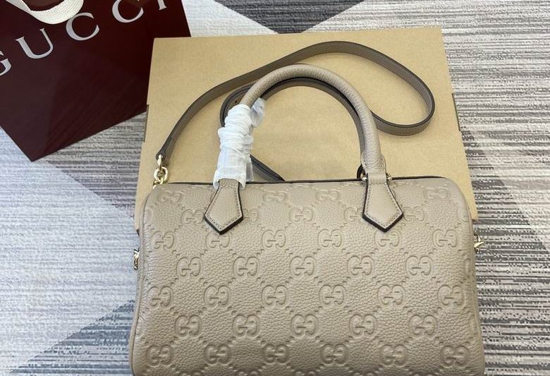 Gucci Replica Bags Emblem 815255 25.5X16X14cm MP