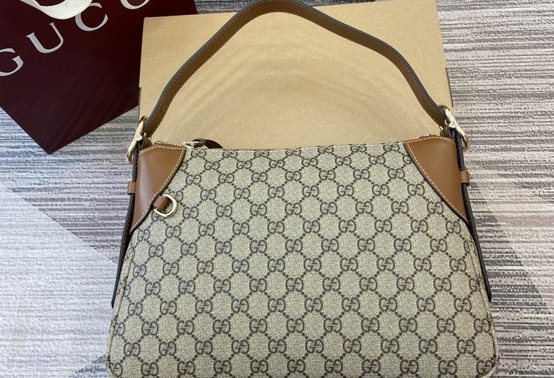 Gucci Replica Bags Emblem 815216 31.5X21X8cm MP 2colour