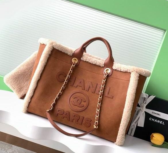 Chanel Replica Bags A66941 38cm BL