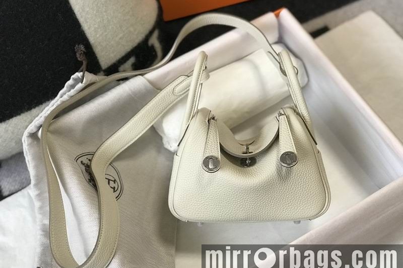 Hermes Replica Bags Mini Lindy 19cm am 01