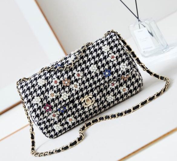 Chanel Replica Bags AS1112 25cm BL