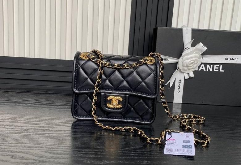 Chanel Replica Bags AS5226 17.5X18X5.5cm BL