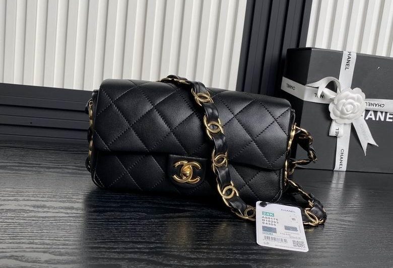 Chanel Replica Bags AS5176 22.5cm BL