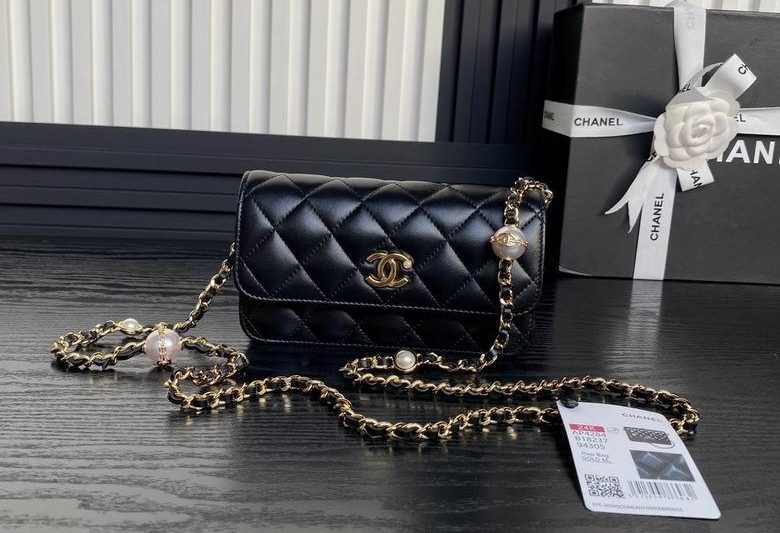 Chanel Replica Bags AP4284 11X18X5.5cm BL