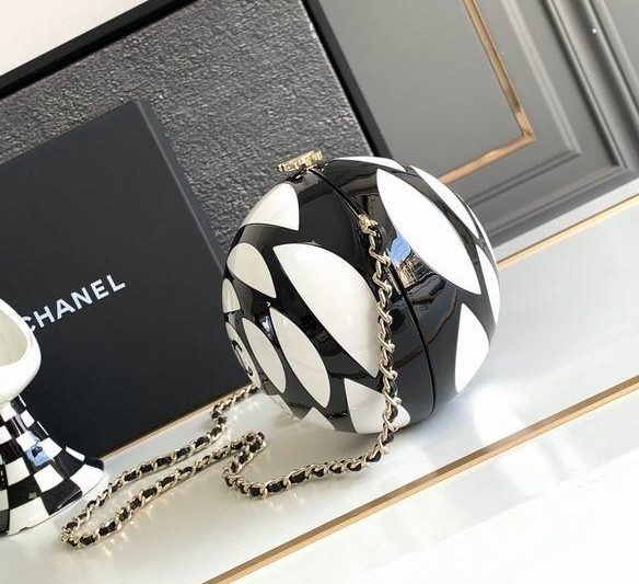 Chanel Replica Bags AS3716 12X12X12cm