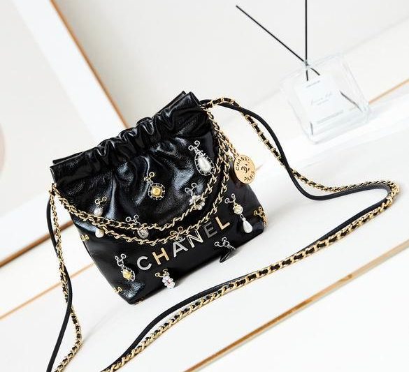 Chanel Replica Bags AS3980 19X20X6cm BL