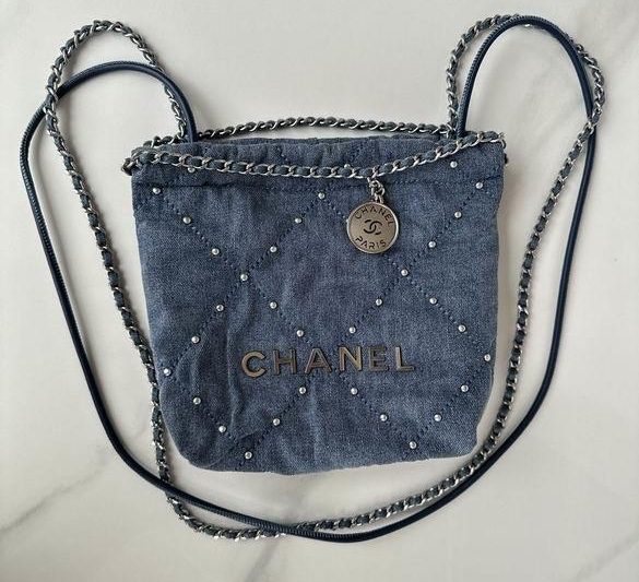 Chanel Replica Bags AS3980 19X20X6cm BL-9