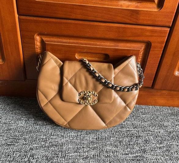 Chanel Replica Bags 4638 23cm BL