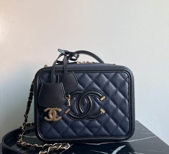 Chanel Replica Bags 93343 21cm BL