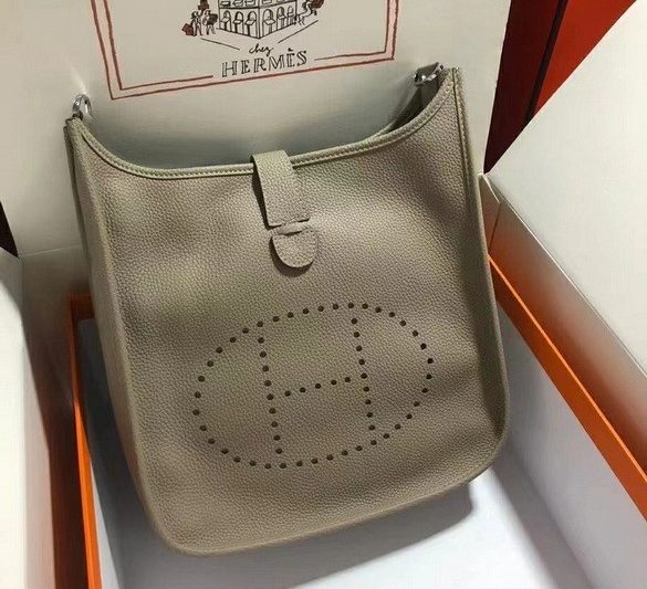 Hermes Replica Bags Herme Evelyne 28x30x9cm 080505 AM-4