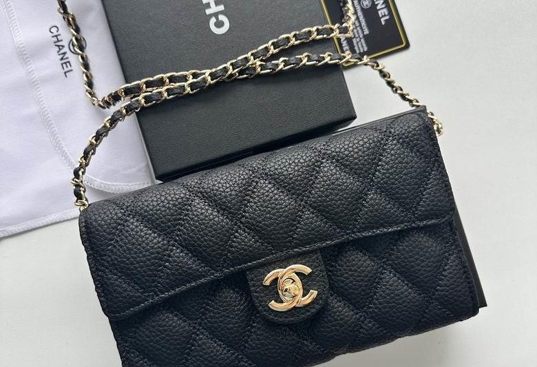 Chanel Replica Bags A50078 19X12.5X4.5cm YG 8