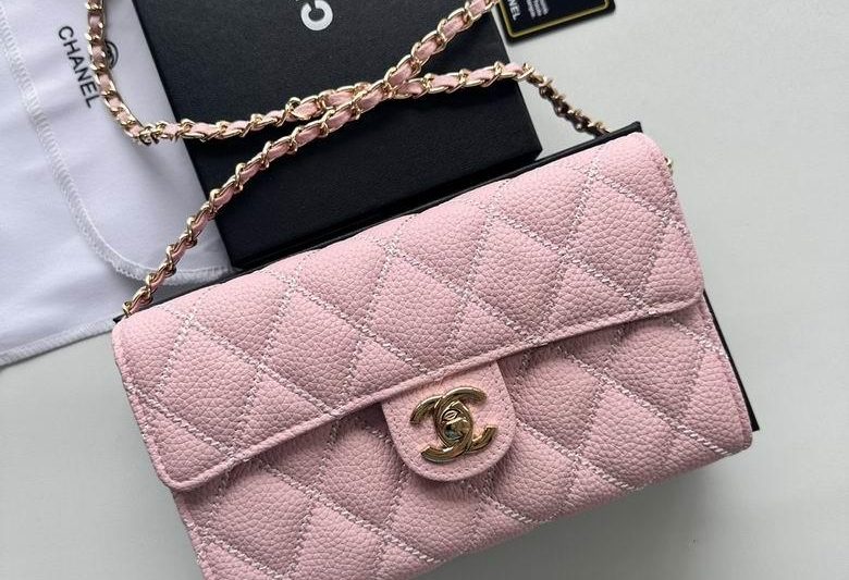 Chanel Replica Bags A50078 19X12.5X4.5cm YG 3