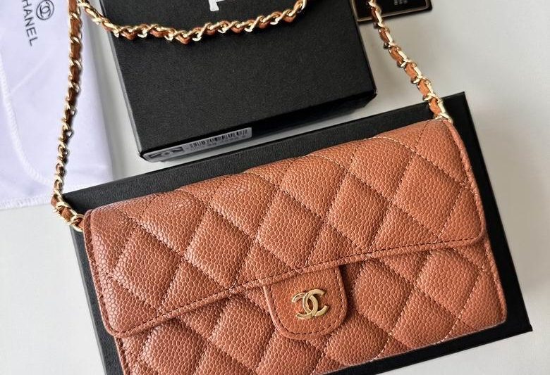 Chanel Replica Bags A50076 18X10.5X3.5cm YG 8