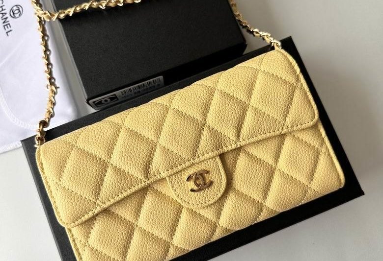 Chanel Replica Bags A50076 18X10.5X3.5cm YG 6