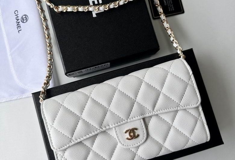 Chanel Replica Bags A50076 18X10.5X3.5cm YG 4