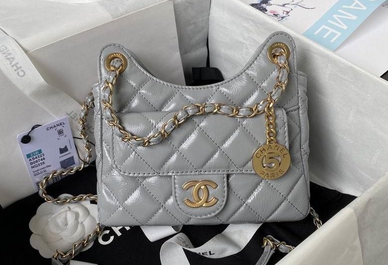 Chanel Replica Bags AS4323 17X19X6cm BL 5