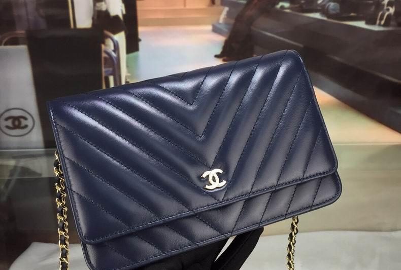 Chanel Replica Bags 33814 19×12.5cm AL14