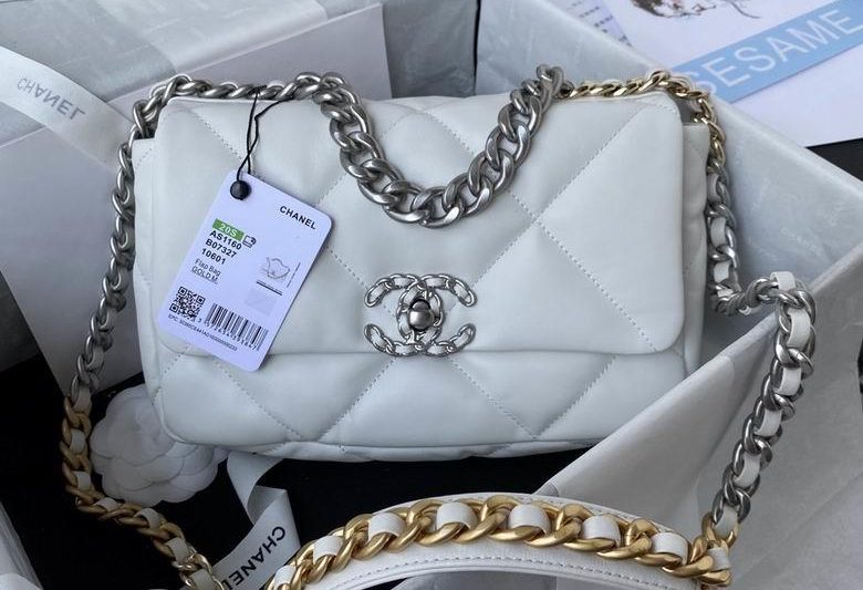 Chanel Replica Bags CHANEL 19 26cm AL 6