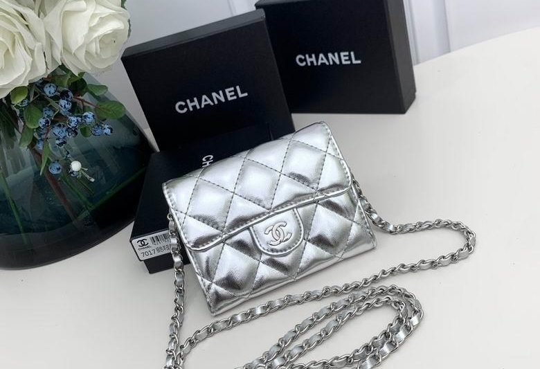 Chanel Replica Bags 7017 10X12X3.5cm YG 5