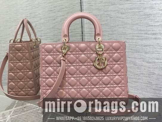 Dior Replica Bags Dior Lady M0567复古粉羊金32cm wz