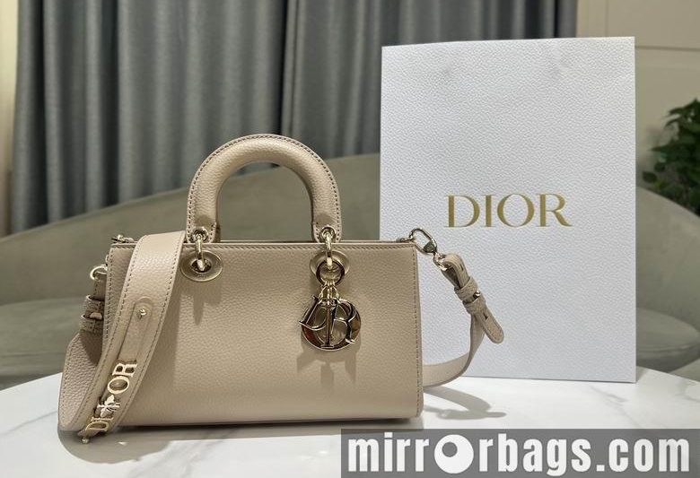 Dior Replica Bags 9221 26X15X8cm YG 3colour