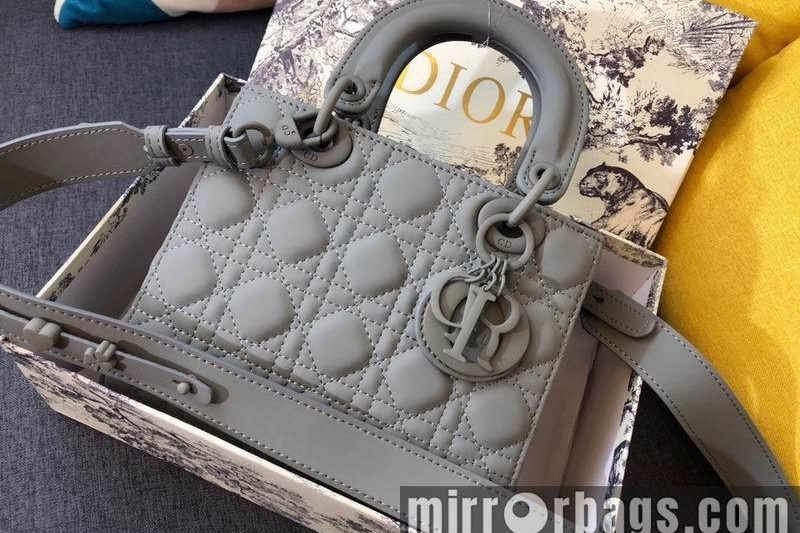 Dior Replica Bags M0538_2 20X16.5X8cm CN