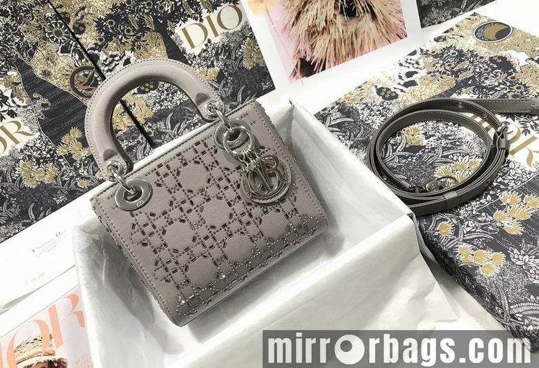 Dior Replica Bags BNM0505 17×15×7