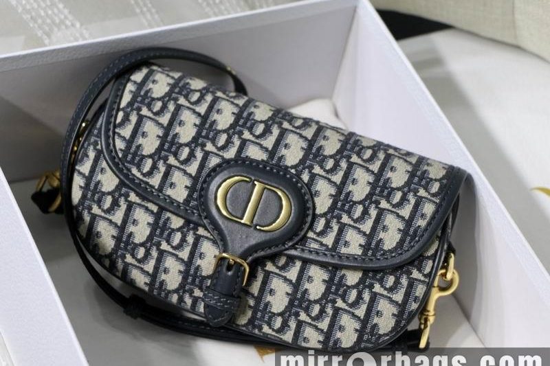 Dior Replica Bags DIOR M8013 22x13x5cm yz