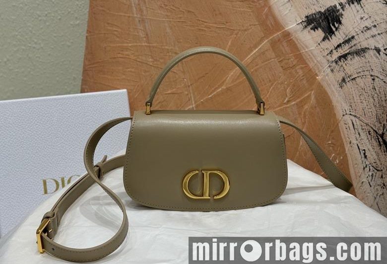 Dior Replica Bags Dior Montaigne 9370 19x9x8cm wo1