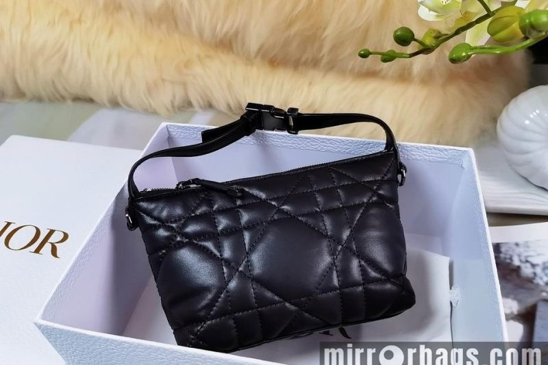 Dior Replica Bags DiorTravel Nomad 15x10x8cm wo