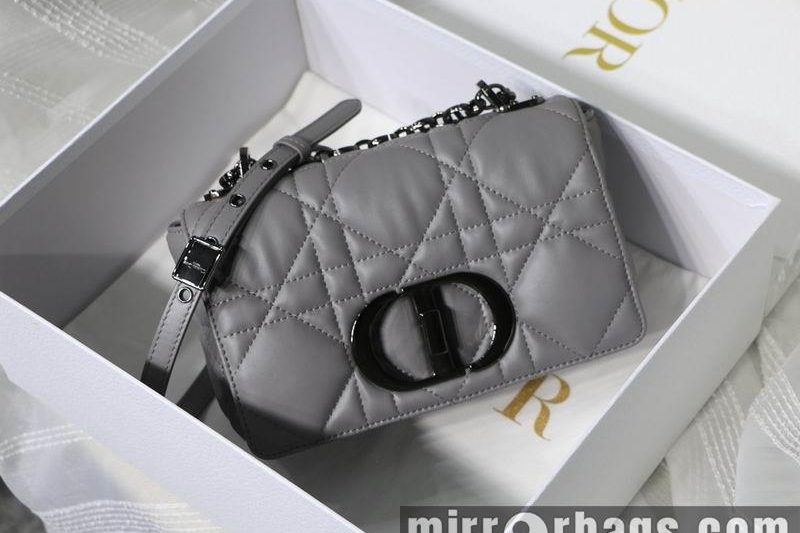 Dior Replica Bags DIOR S8016 S20x12x7cm yz