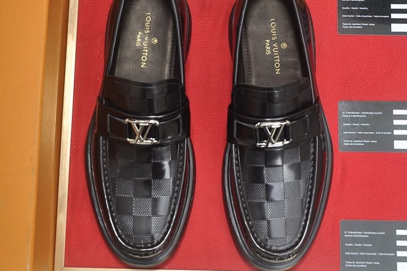 LV Replica Shoes LV sz38-44 h0901