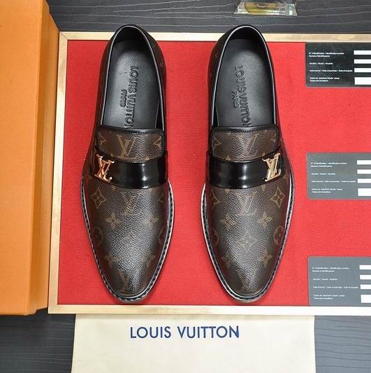 LV Replica Shoes LV sz38-45 mnf0748