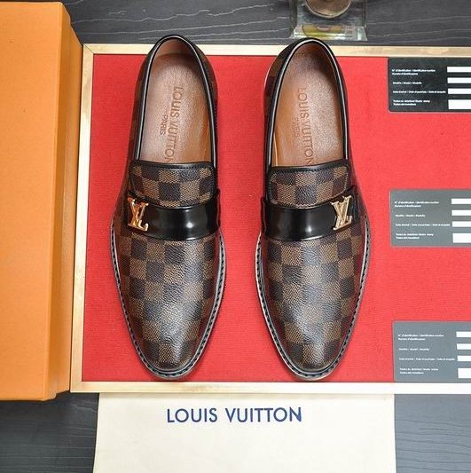 LV Replica Shoes LV sz38-45 mnf0747