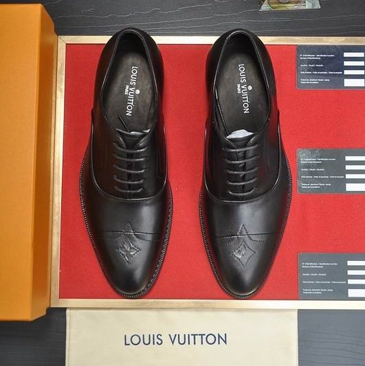 LV Replica Shoes LV sz38-45 mnf0667