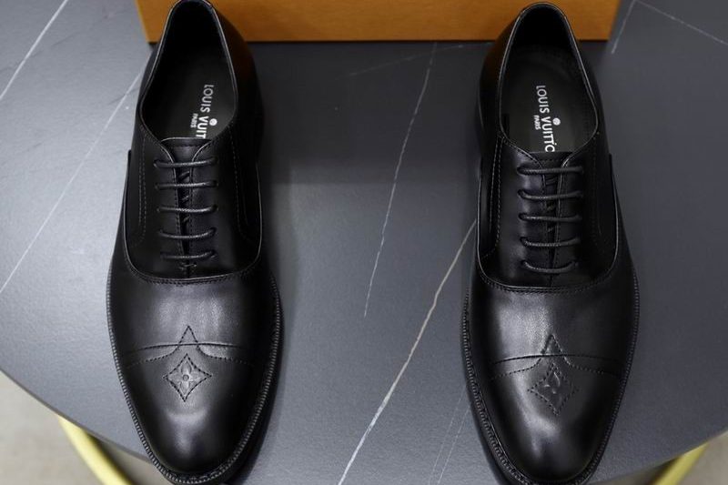 LV Replica Shoes LV sz38-45 mnf0644